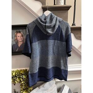 Sisley Italy Relaxed Elegance Purple & Red Pattern Soft Wool Cardigan Sweater sz